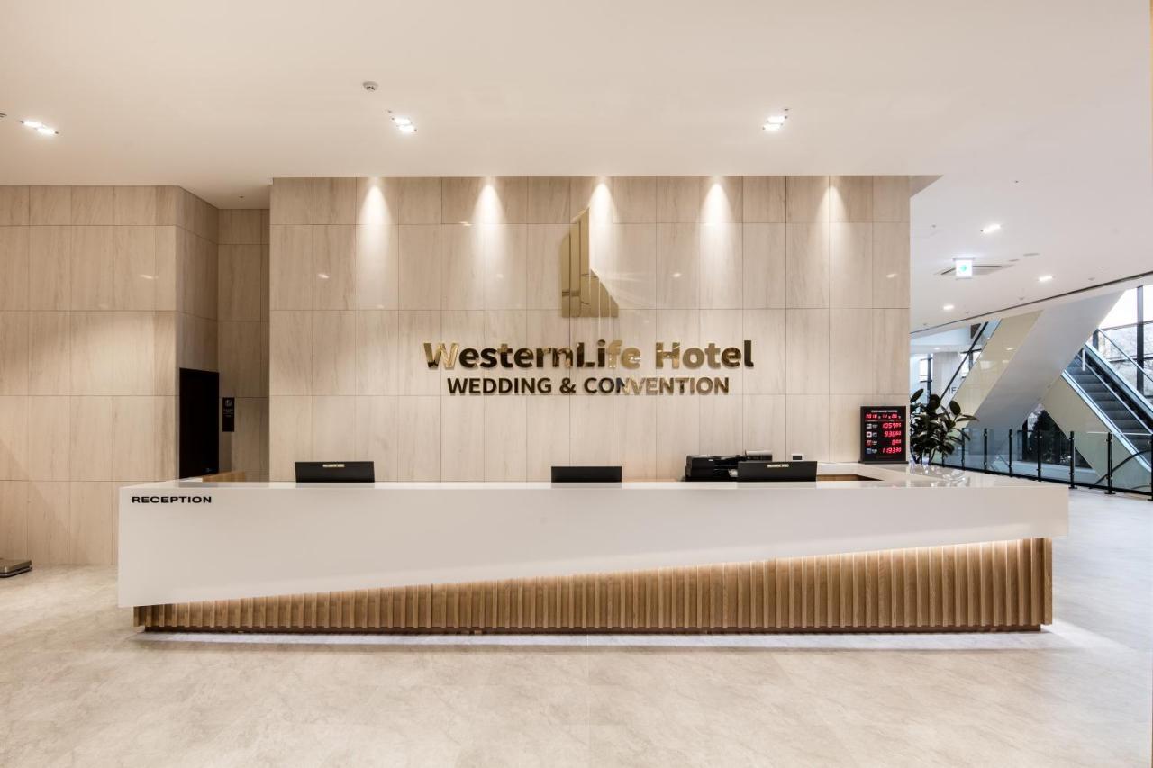 Westernlife Hotel Iksan Buitenkant foto