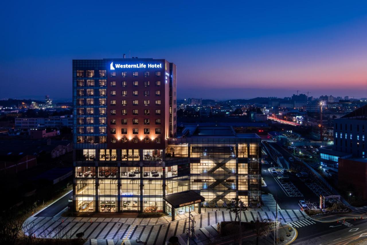 Westernlife Hotel Iksan Buitenkant foto